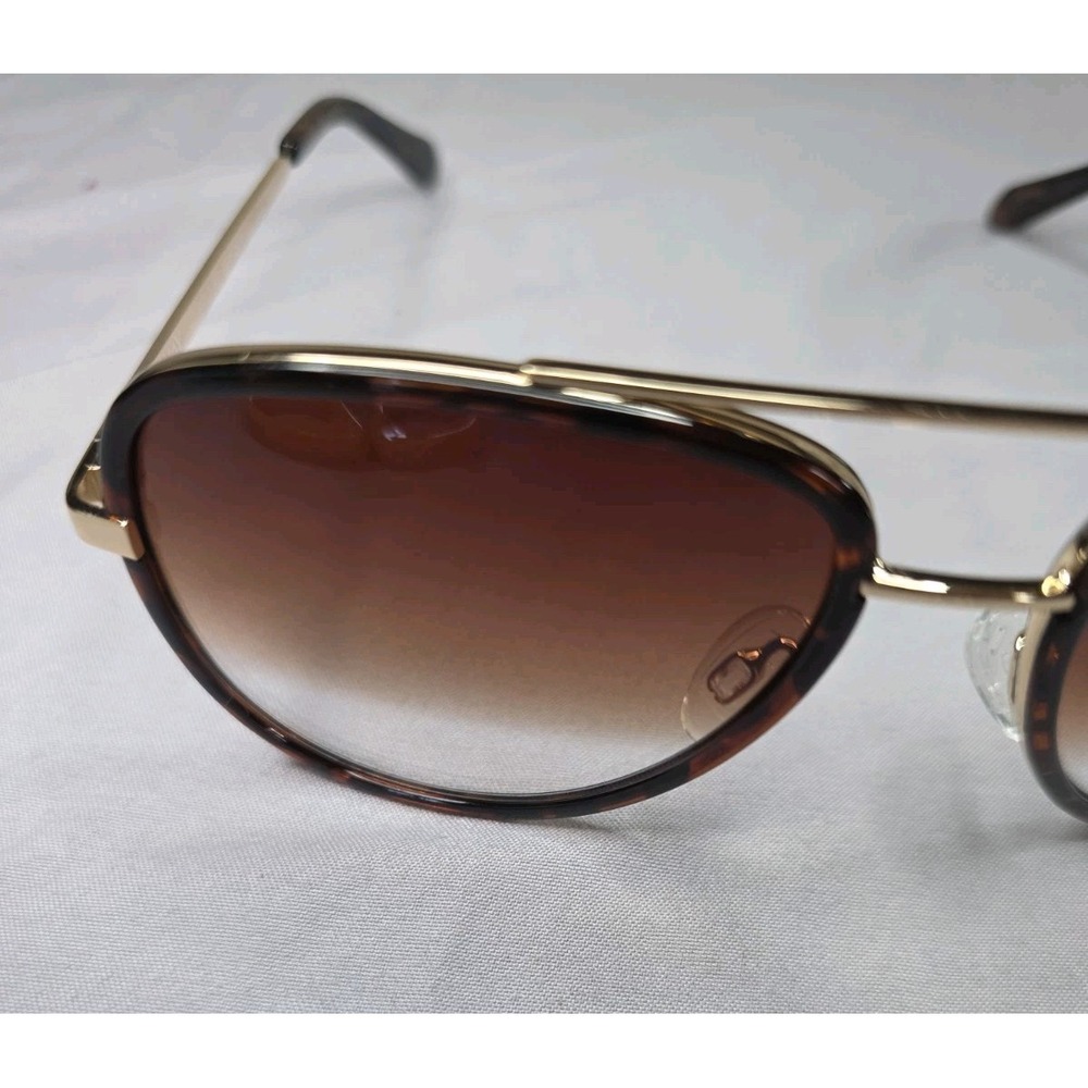 QUAY Australia "All In" Aviator Sunglasses – Tortoise Shell & Gold Frame W/ Case - Picture 14 of 16